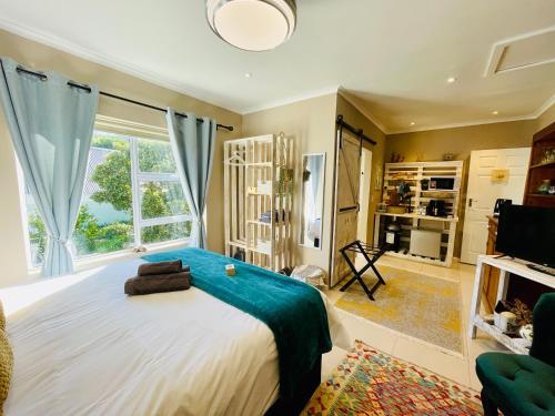 Katil atau katil-katil dalam bilik di Calm Waters Guesthouse