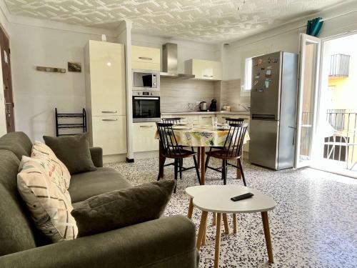 Appartement Coquet à 300m de la Plage avec Garage et Balcon - Argelès-sur-Mer - FR-1-225-668