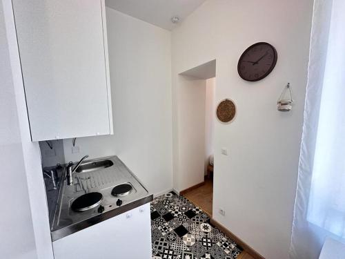 Fotografie z fotogalerie ubytování Chavalliaud 4 studio tout mignon proche centre v Remeši