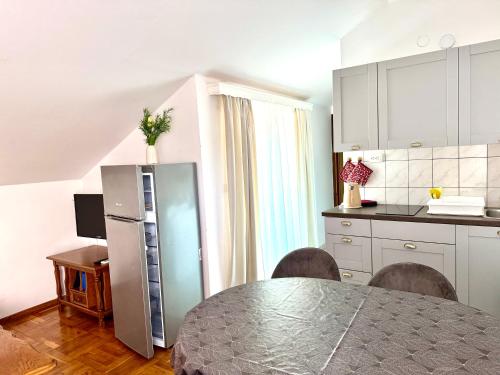 Kuchyň nebo kuchyňský kout v ubytování Apartments Sirena Korčula