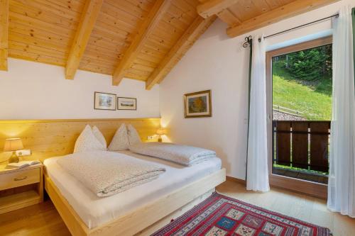 Ένα ή περισσότερα κρεβάτια σε δωμάτιο στο Mascheshof