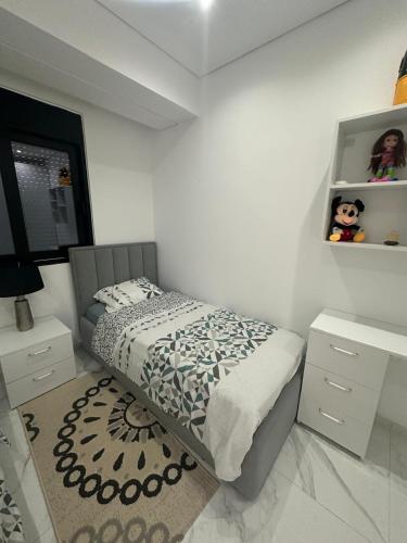 Galería fotográfica de Very luxuri 2 bedroom apartment sea view en Fier