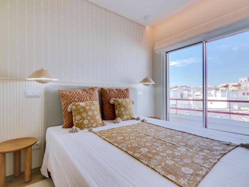Penthouse T4 com Vista Mar em Quarteira