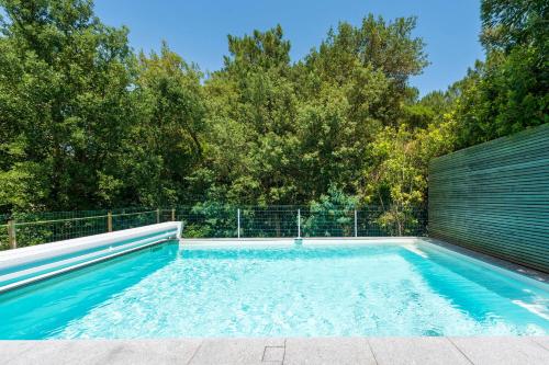 Villa Piscine Entre Lac et Océan