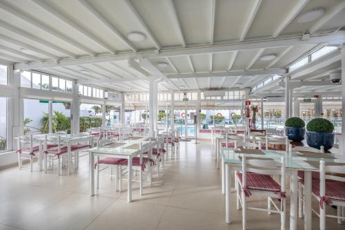 Apartamentos LIVVO Las Gaviotas