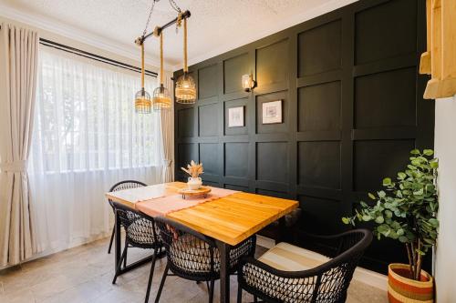 Φωτογραφία από το άλμπουμ του Nakuru Stay 3 Bed 2 En-suite with Sleek Dining σε Νακούρου