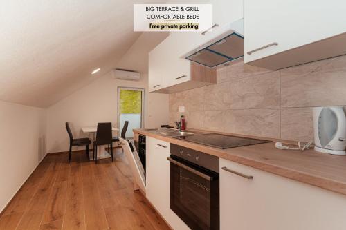 Apartmaji Laznik