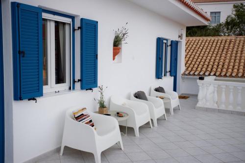 Fotografie z fotogalerie ubytování Arourahomes Spetses Town Suites v destinaci Spetses