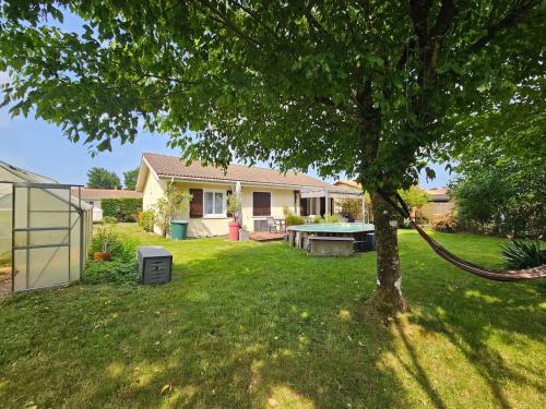 Family home, 3 bedrooms and private pool