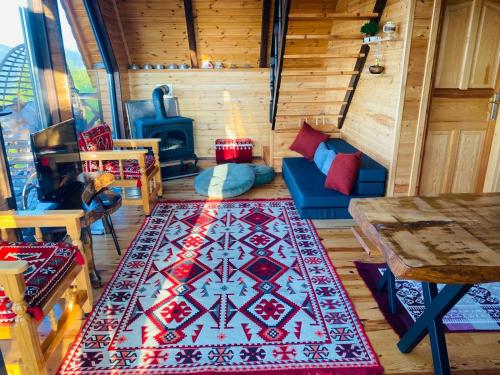 Posezení v ubytování Of Kartepe Bungalov - Taş Ev & İkiz Villalar