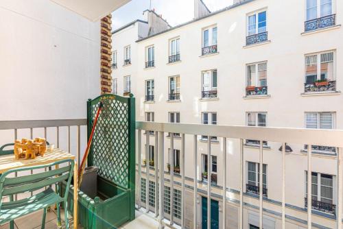 GuestReady - Abundant Light and Charm in Charonne