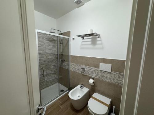 Ένα μπάνιο στο B&B White Rooms Salento