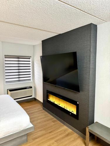 TV a/nebo společenská místnost v ubytování The Wexford Hotel