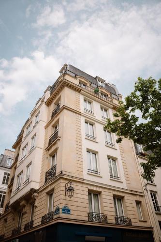 El edificio en el que está el hotel