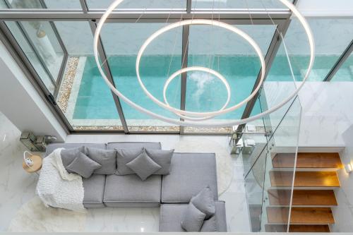 Χώρος καθιστικού στο The Residence by Andaman Villa
