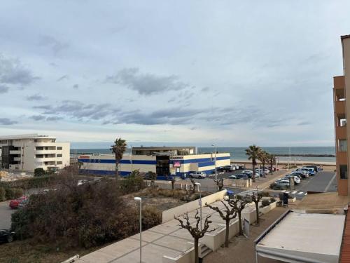 Photo de la galerie de l'établissement Valras-Loc Appartement Valras vue sur la mer, à Valras-Plage