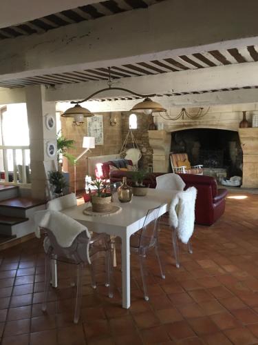 Maison typique provençale au calme absolu dans le triangle d or a Bonnieux