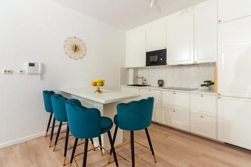 Gallery image of Apartments Golden Beach in Split