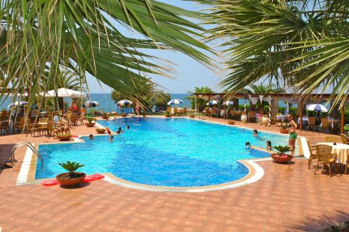 Gallery image of Hotel Oasis in Kyparissia