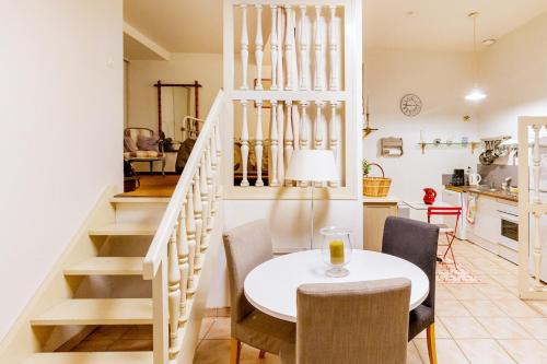 ครัวหรือมุมครัวของ Toulouse Hyper centre Type loft