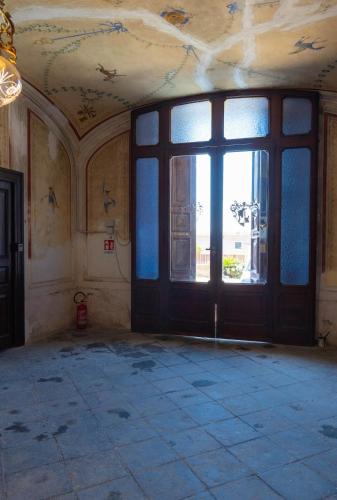 Φωτογραφία από το άλμπουμ του Mosaic House Artistic Retreat near Naples & Pompei σε Angri