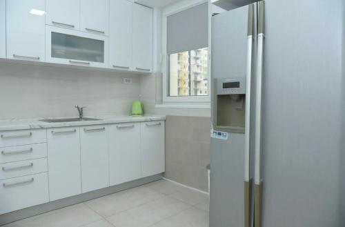 O bucătărie sau chicinetă la 22 House