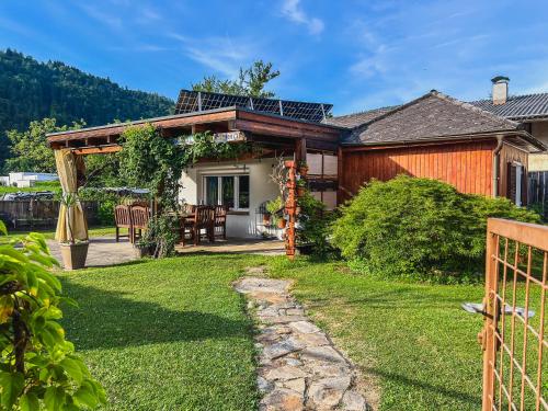 Φωτογραφία από το άλμπουμ του Ferienbungalow Juri am Millstätter See σε Dobriach