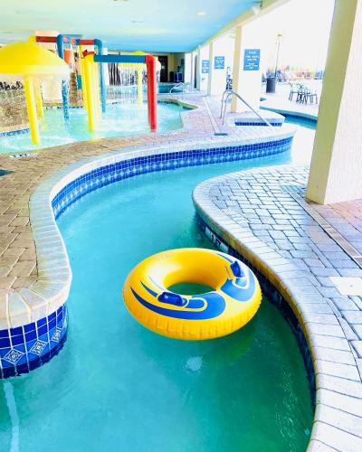 New ! Ocean Reef Resort-Unique Renovated Oceanfront Condo -Free parking - Amazing pools & Views photo 47
