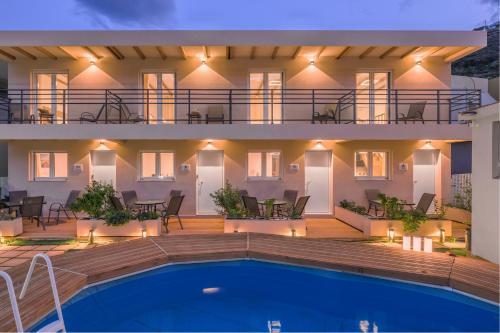 BlueGreen Holiday Homes - Family Friendly on the Beach with Pool, BBQ, near Heraklion