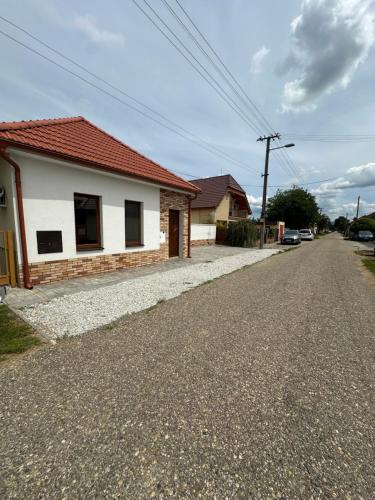 Afbeelding uit fotogalerij van Speedy house in Nána