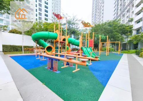 Zona de juegos infantil en The Bureau - Smart Suites Cyber