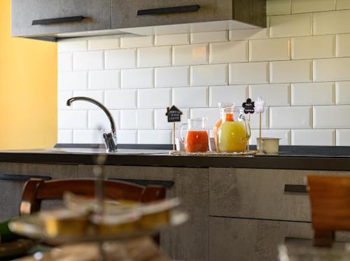 Η κουζίνα ή μικρή κουζίνα στο B&B Locanda Cistercense