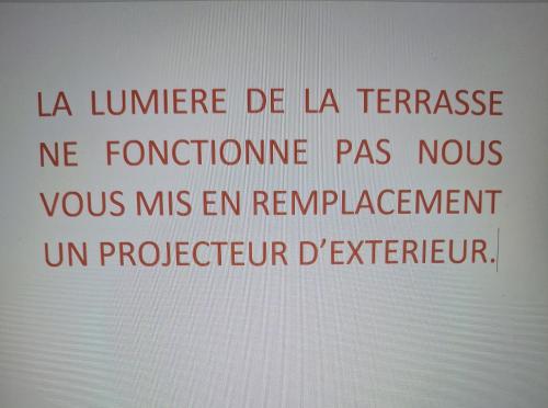 Photo de la galerie de l'établissement Villa avec piscine au premier étage, à Nyons
