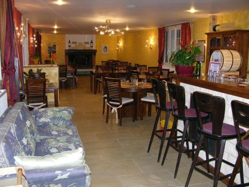 Gallery image of Logis Hôtel L'Adourable Auberge in Soublecause