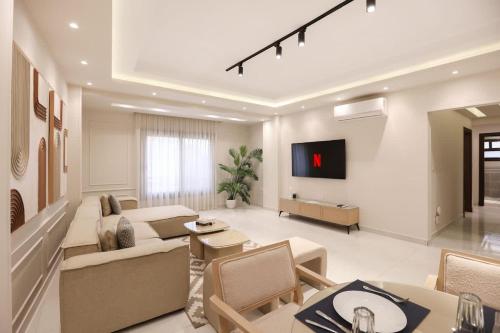 Luxury 3 Bedroom Residence by Beit Hady BH-435-301