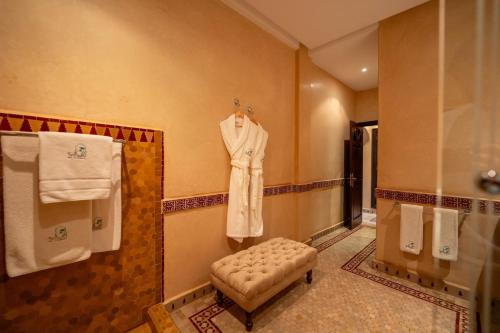 Un baño de Al Fassia Aguedal