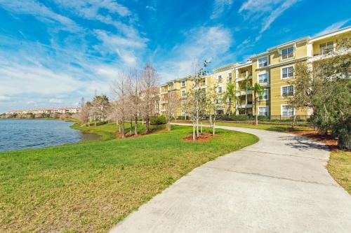 Vista Cay at Epic Universe - Luxury 4 bedroom condo photo 47