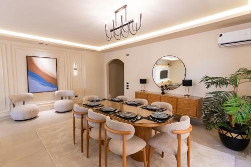 Elegant 3BR Apt - 3 Ensuites - Pool - By Beithady - BH-26-404