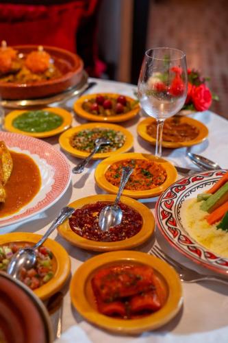 Comida en el riad o alrededores