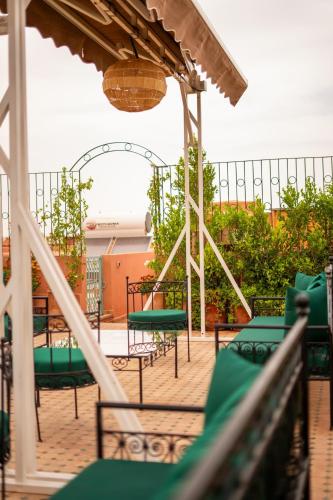 Un balcón o terraza en Al Fassia Aguedal