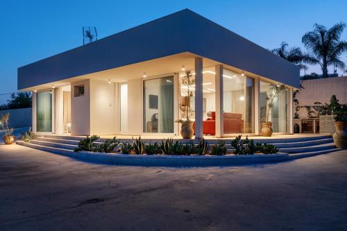 Deluxe Suite with Spa Bath