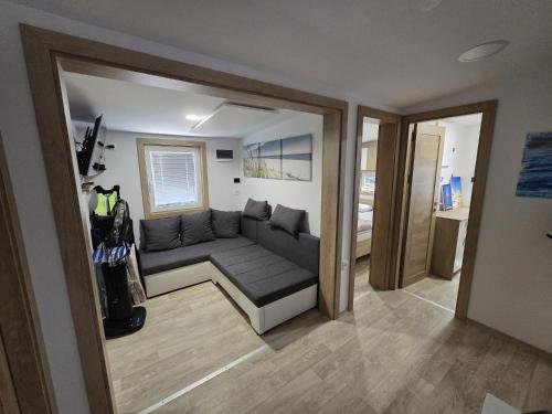 Χώρος καθιστικού στο Mobile House Pirovac - LUX MOBIL