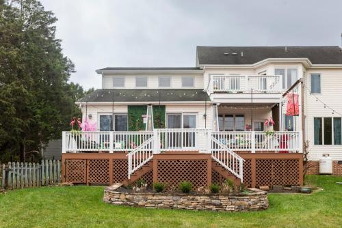 Το κτήριο όπου στεγάζεται  η παραθεριστική κατοικία