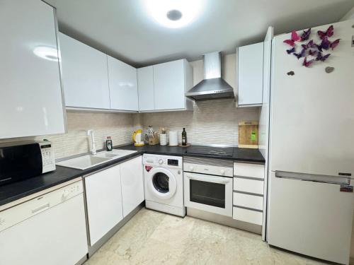 Η κουζίνα ή μικρή κουζίνα στο Apartment 400 meters from the beach