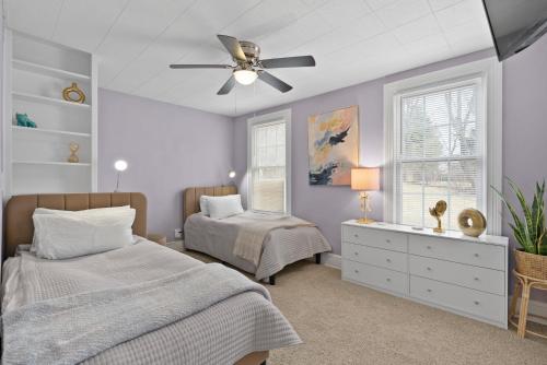 Ένα ή περισσότερα κρεβάτια σε δωμάτιο στο Bright and Spacious Stay