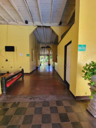 Imagen de la galería de Hostal Lazybones, en León