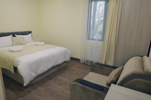 Φωτογραφία από το άλμπουμ του Kanach tnak Guest House - Stepanavan σε Garrgarr