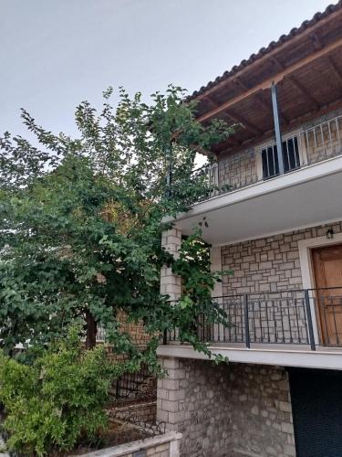 Balkoni atau teres di Stone Village Suites
