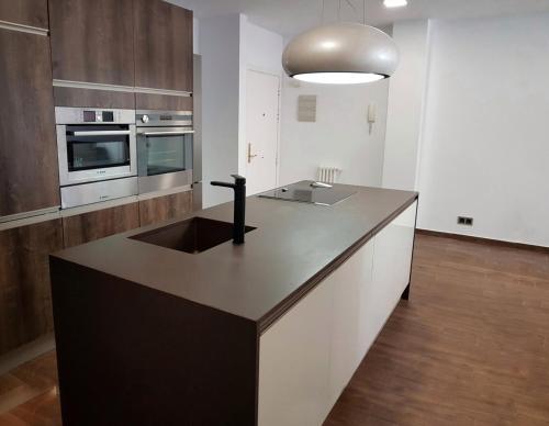 GUMERFLAT CID Parking Free Centro 2 Baños