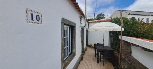 Μπαλκόνι ή βεράντα στο Casita - your home in Flores